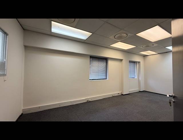 249M² OFFICE TO LET IN UMGENI BUSINESS PARK